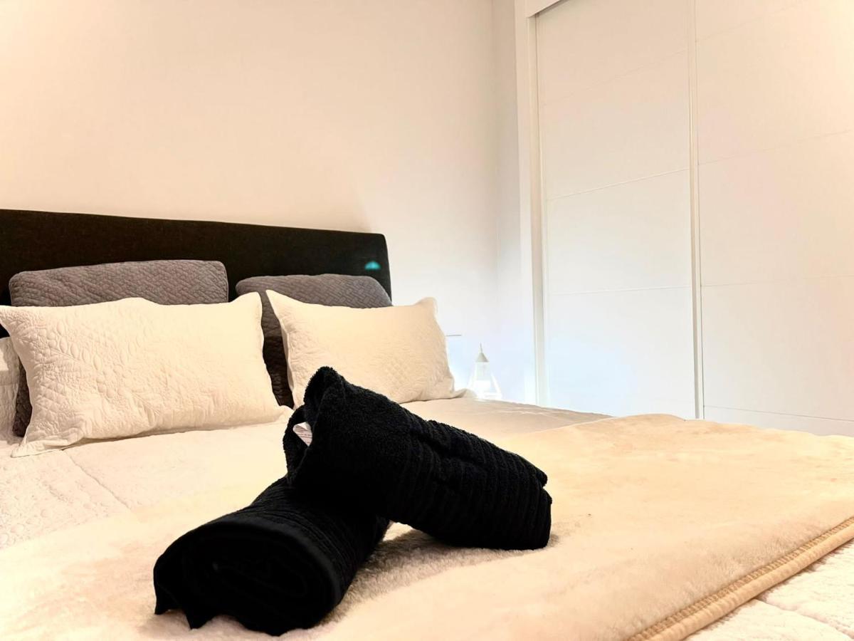 Sky Garden Trip Malaga Apartment Ngoại thất bức ảnh